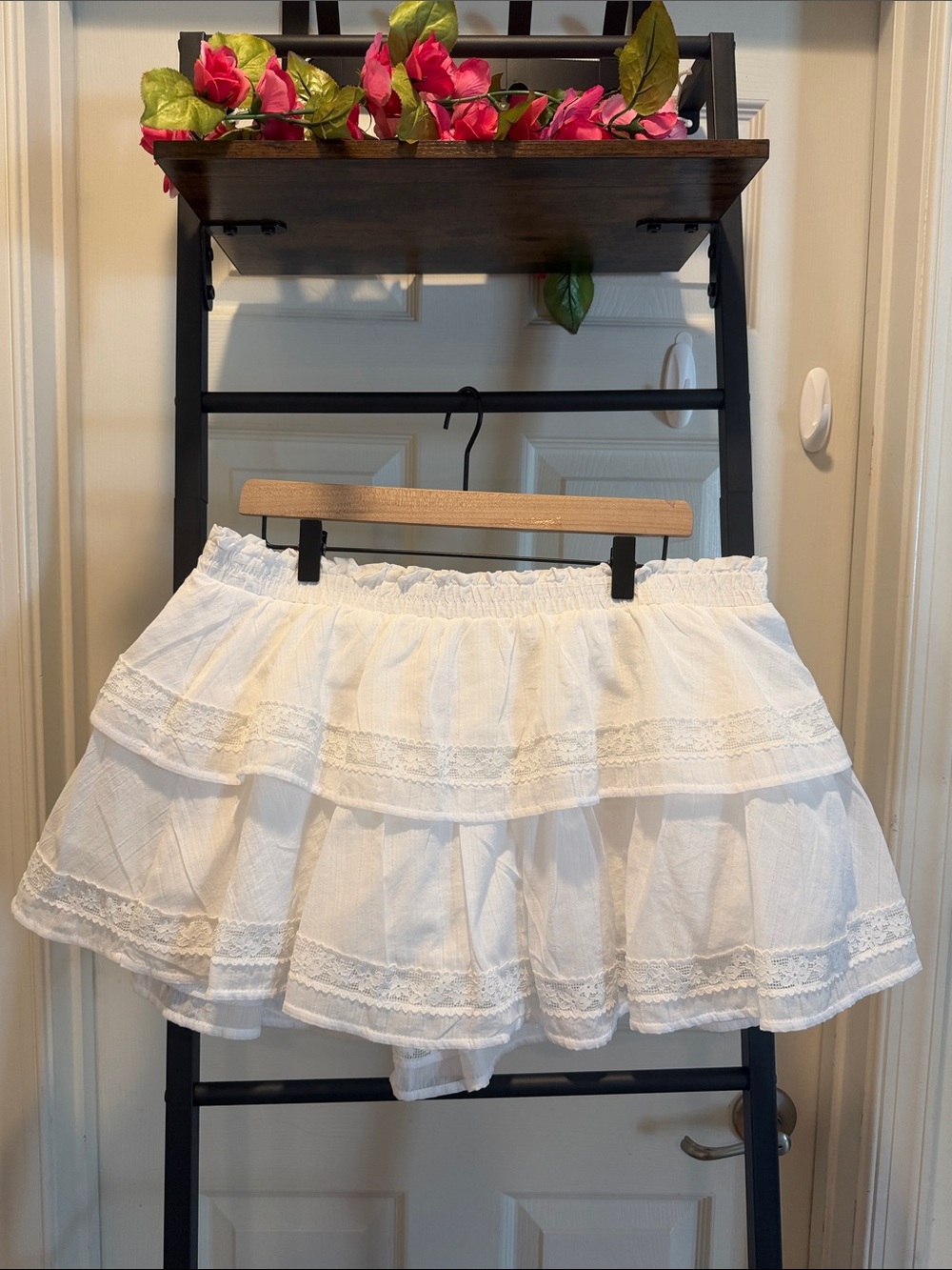 White Tiered Lace Mini Skort Y2K Beach Skirt/ Skort Vacation Skort